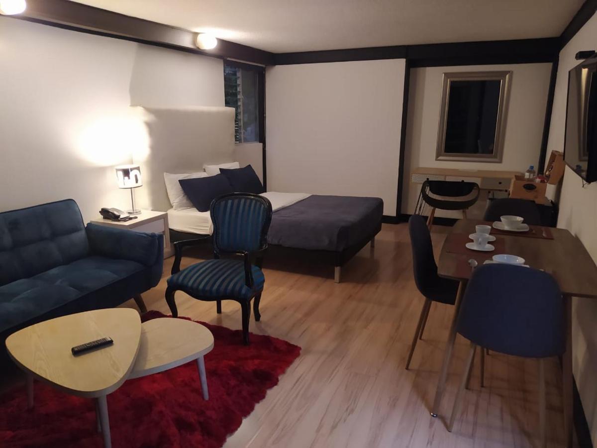 Hotel Boutique Casa Lozada โบโกตา ภายนอก รูปภาพ